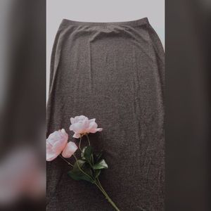 Grey skirt
